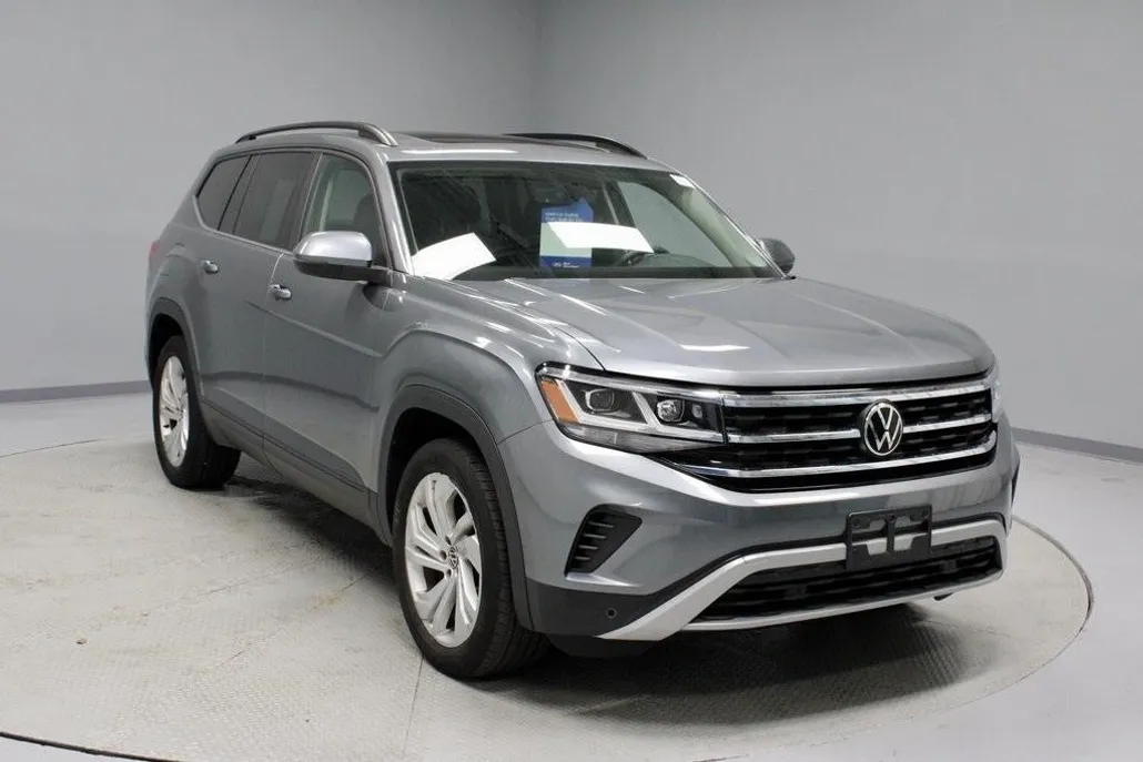 2023 Volkswagen Atlas V6 SE Technology photo 1