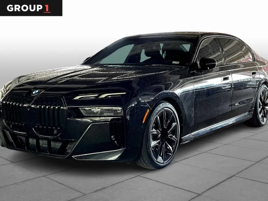 2023 Bmw 740i photo 1