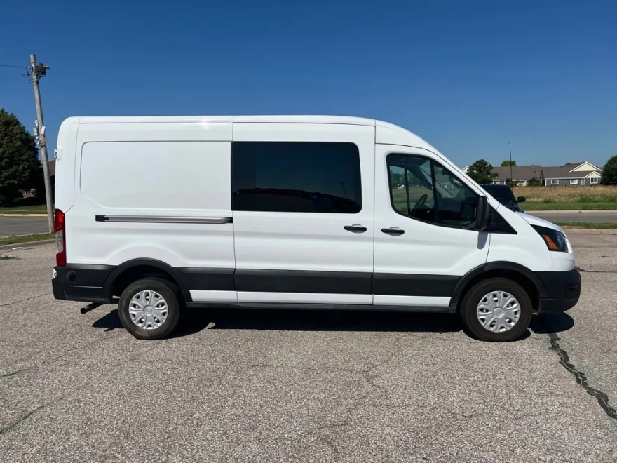 2020 Ford Transit Cargo Van photo 1
