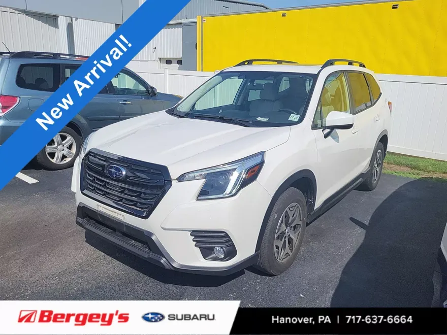 2022 Subaru Forester Premium photo 1