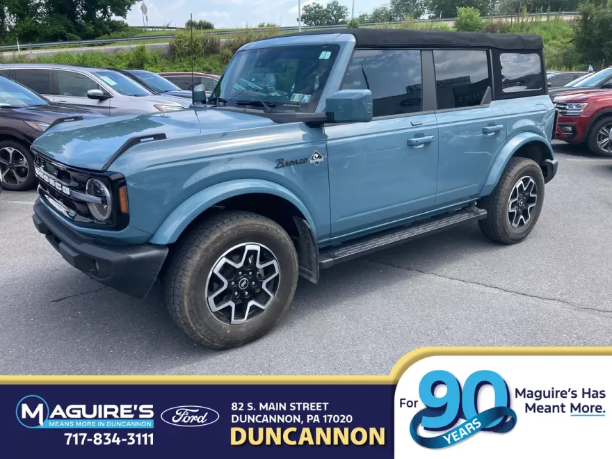 2022 Ford Bronco Outer Banks photo 1
