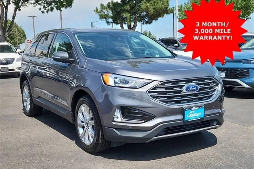 2022 Ford Edge Titanium photo 1