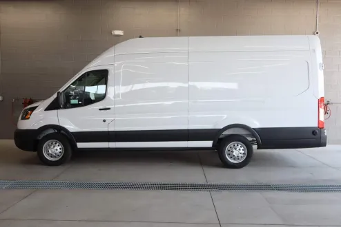 2025 Ford Transit photo 2