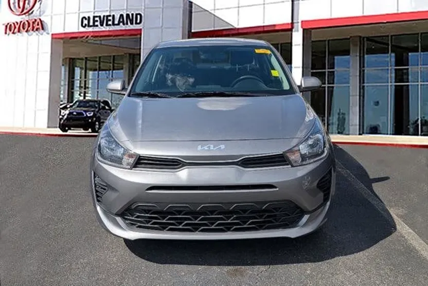 2023 Kia Rio LX S photo 1