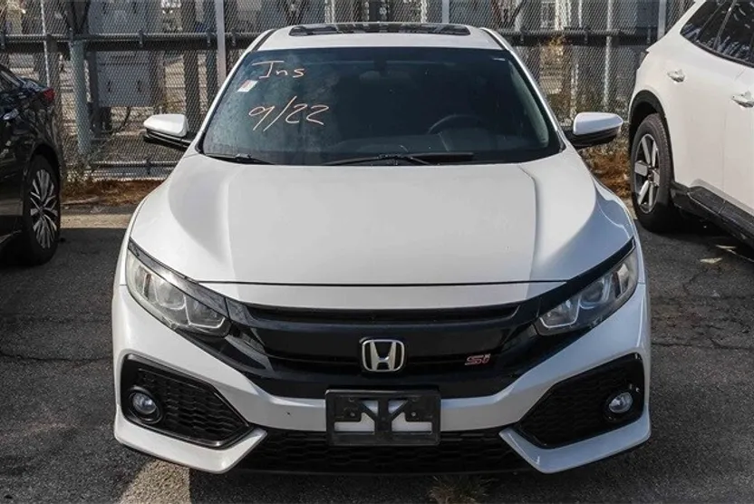 2019 Honda Civic Si photo 1