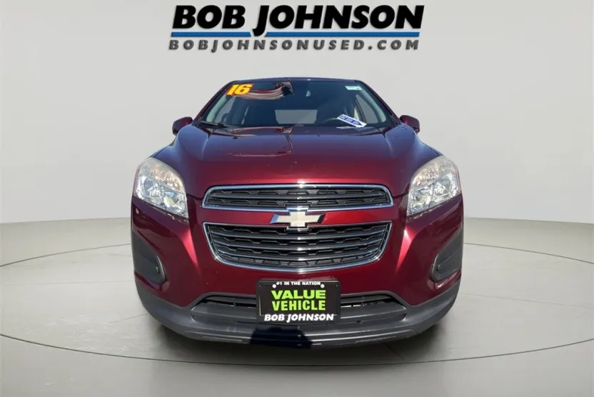 2016 Chevrolet Trax LS photo 1