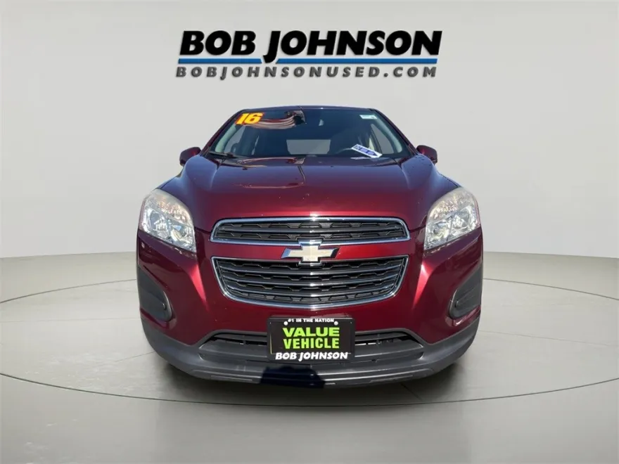 2016 Chevrolet Trax LS photo 1