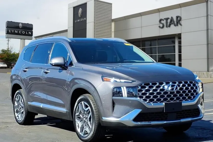 2022 Hyundai Santa Fe Limited photo 1