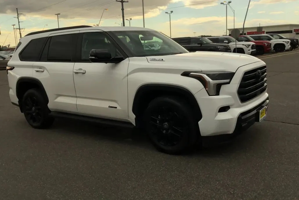 2025 Toyota Sequoia Limited photo 1