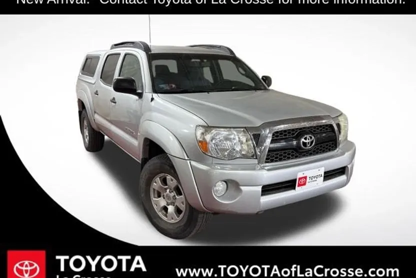 2011 Toyota Tacoma Base V6 photo 1