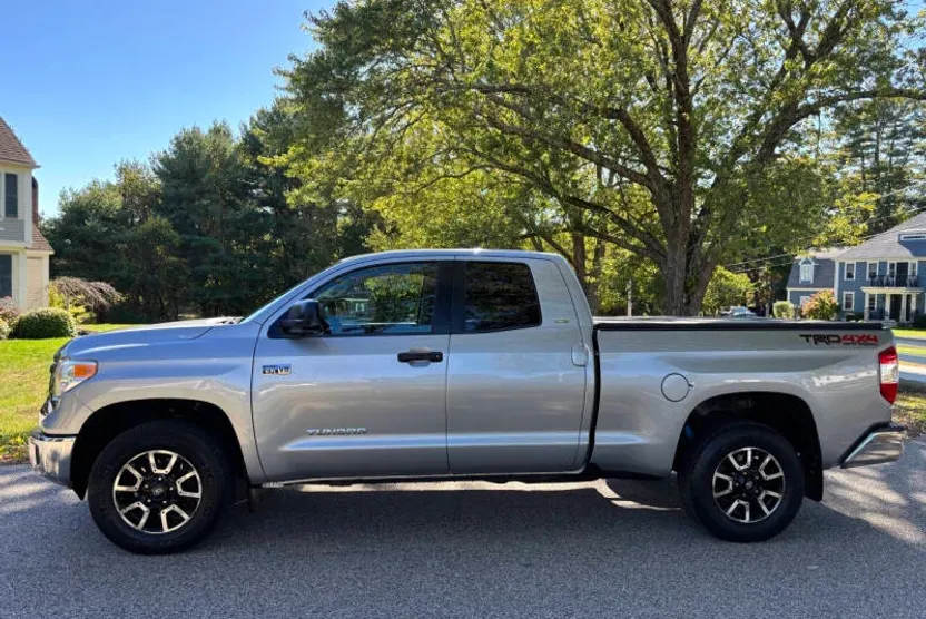 2017 Toyota Tundra TRD Pro photo 1