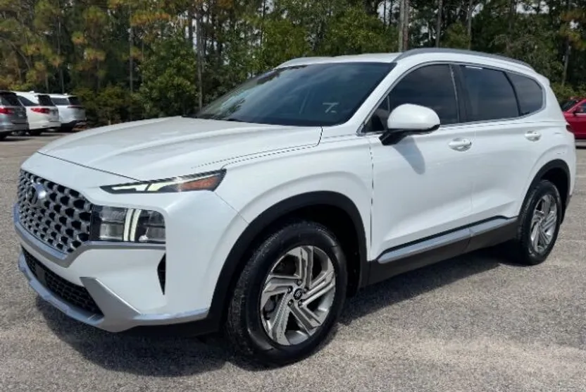 2022 Hyundai Santa Fe SEL photo 1