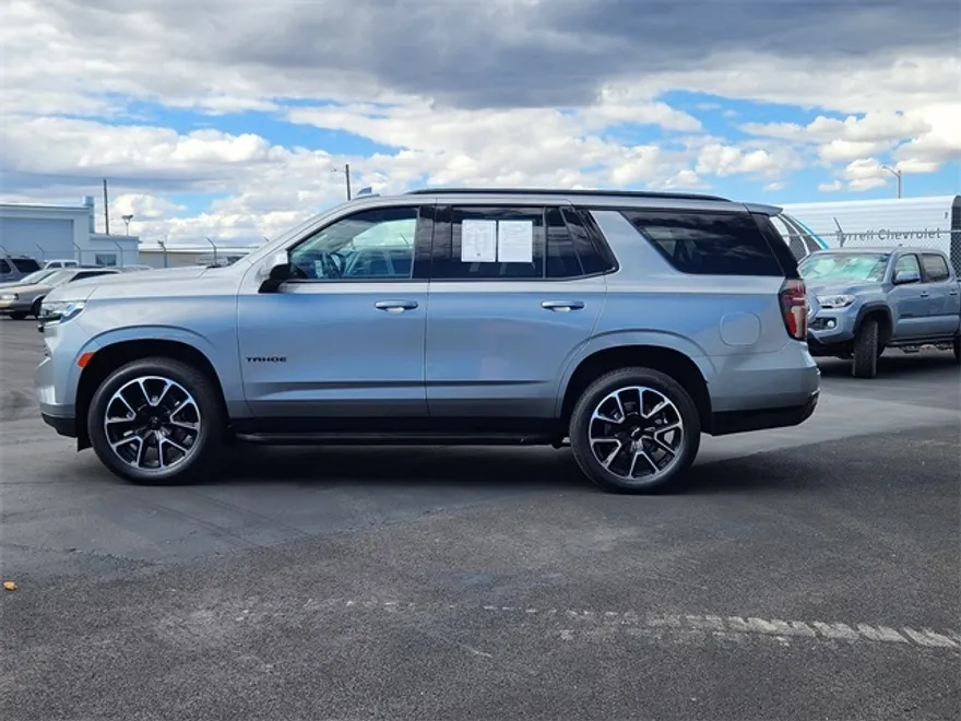 2023 Chevrolet Tahoe RST photo 1