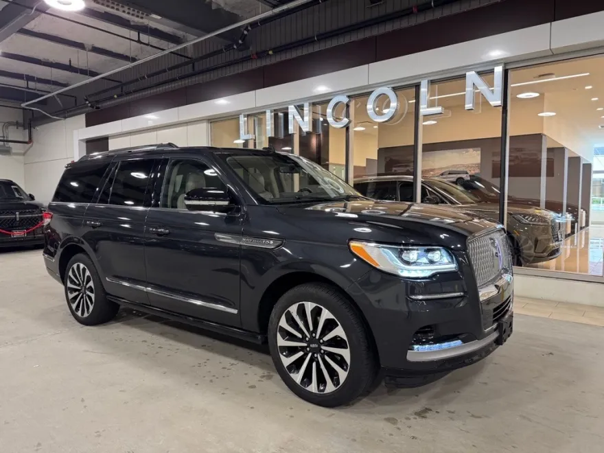 2022 Lincoln Navigator Reserve photo 1