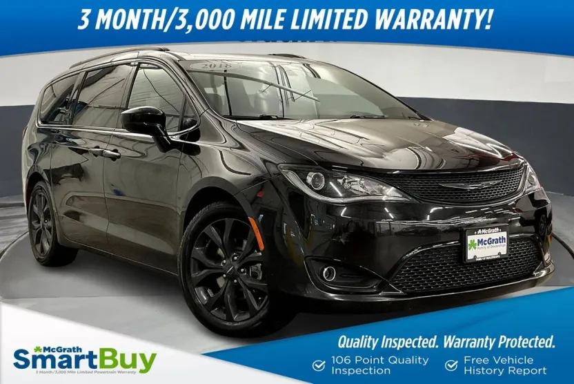 2018 Chrysler Pacifica Touring L photo 1