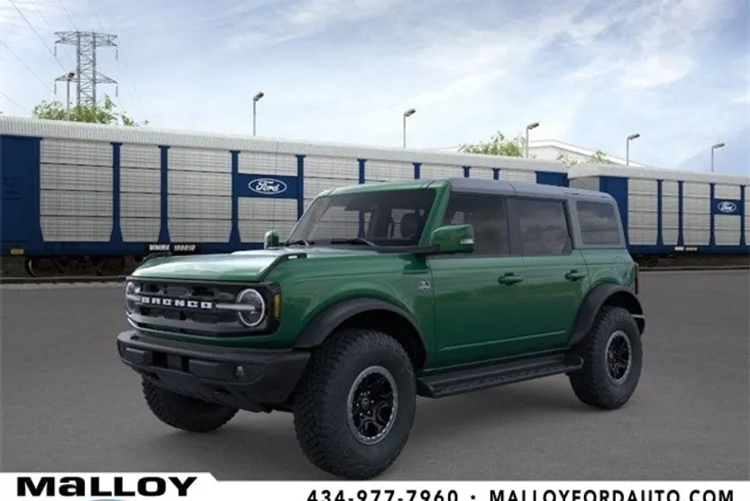 2025 Ford Bronco Outer Banks photo 1