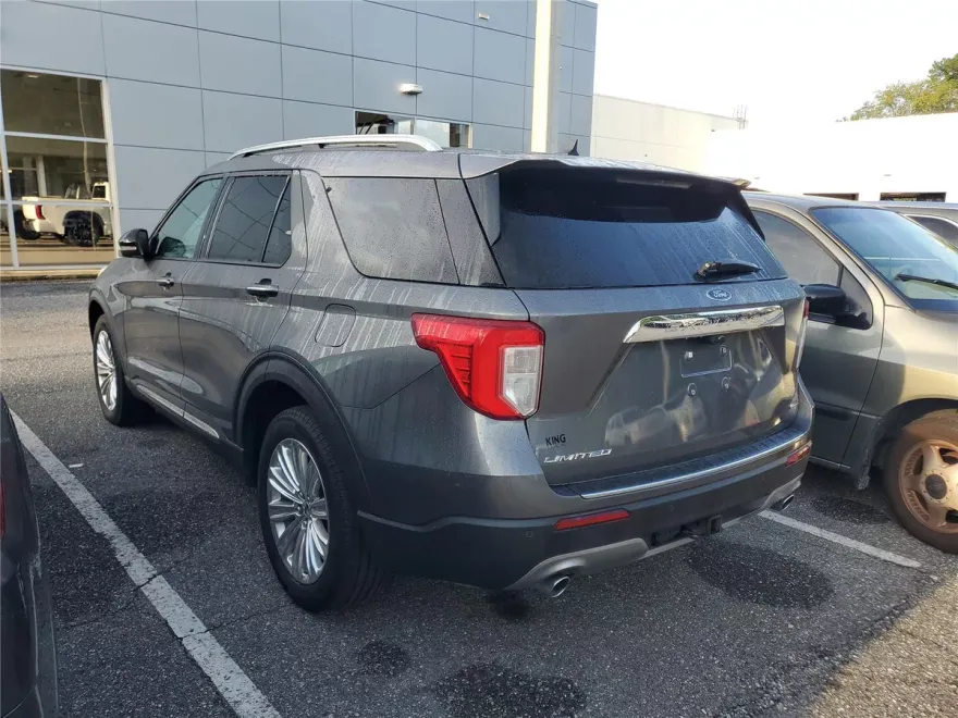 2021 Ford Explorer Limited photo 1