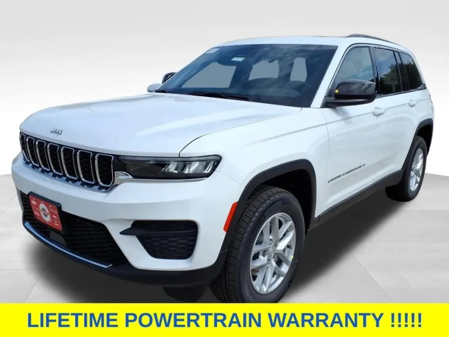 2025 Jeep Grand Cherokee Laredo photo 1