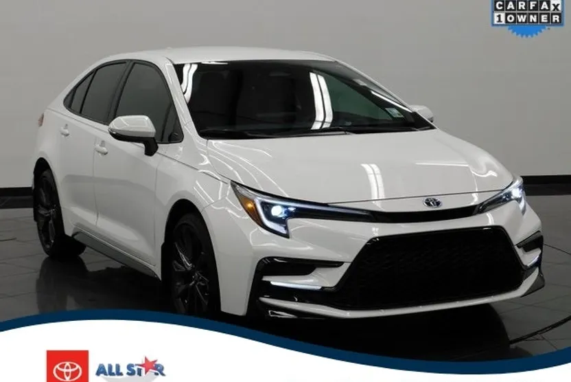 2025 Toyota Corolla Hybrid SE photo 1
