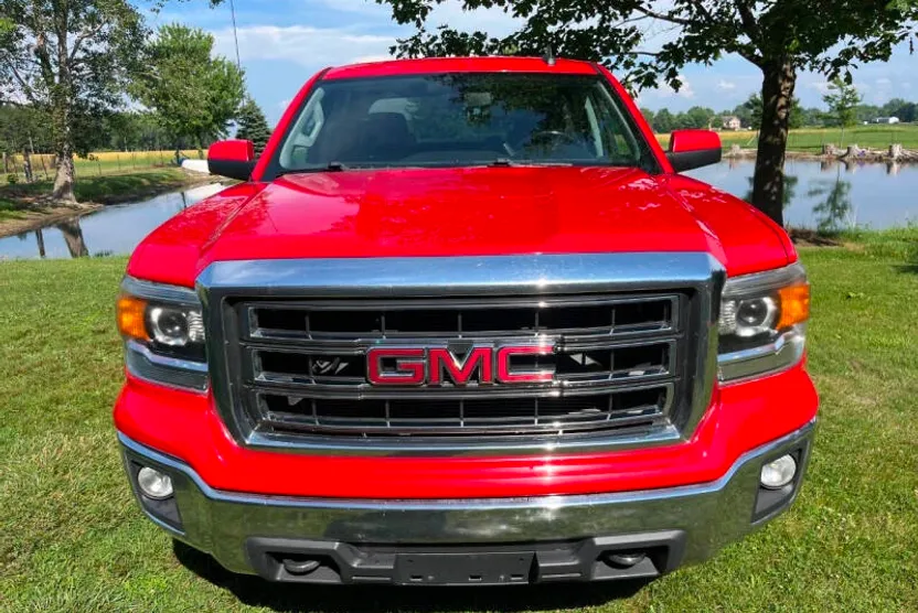 2015 Gmc Sierra 1500 SLE photo 1