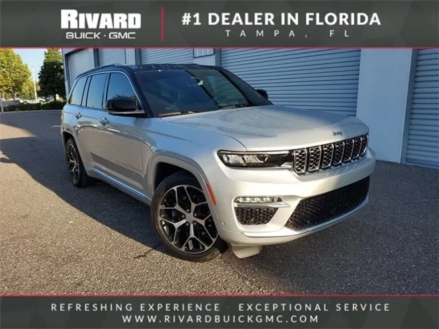 2023 Jeep Cherokee Summit Reserve 4xe photo 1
