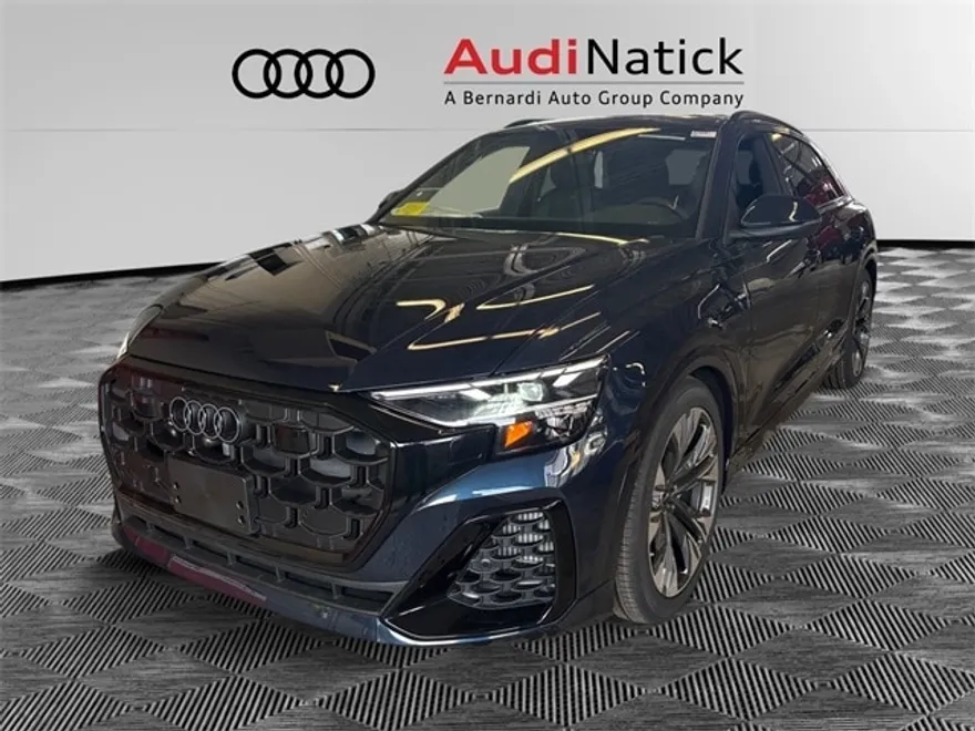 2025 Audi Q8 55 Premium Plus photo 1