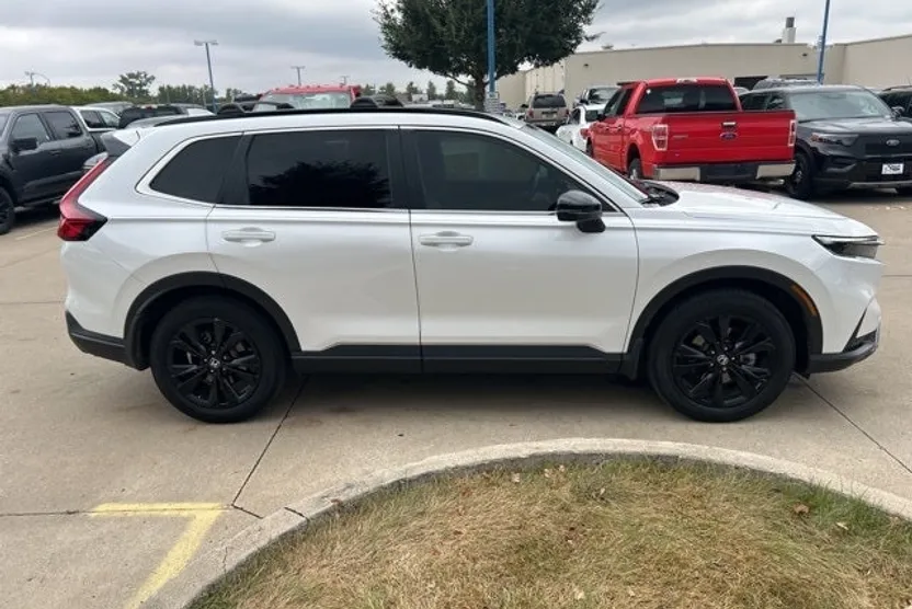2024 Honda CR-V Hybrid Sport Touring photo 1