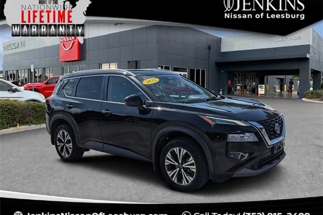 2022 Nissan Rogue SV photo 1