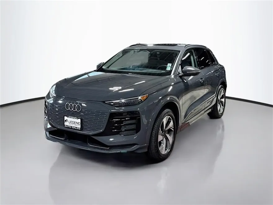 2025 Audi Q6 E-tron Premium Plus photo 1