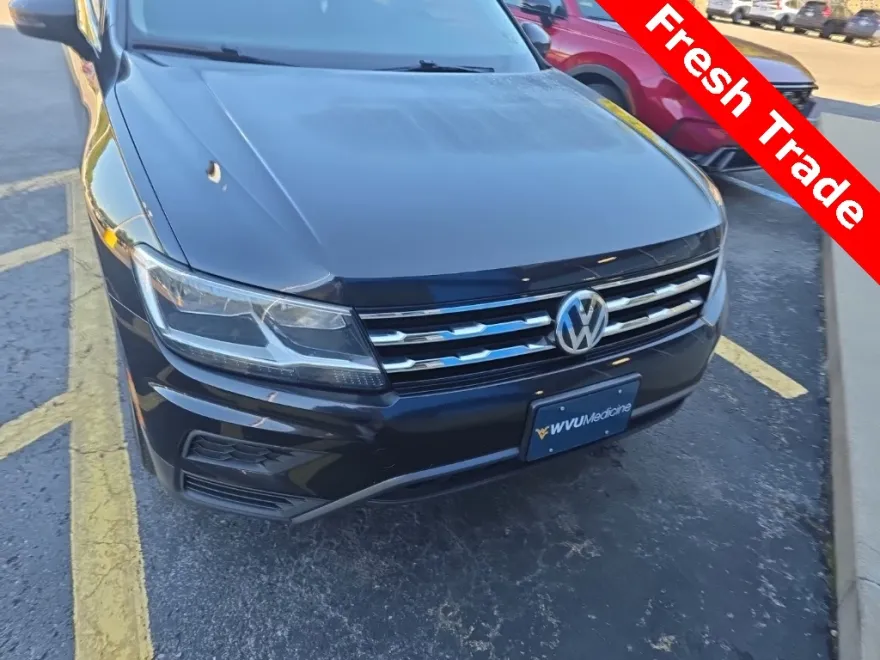 2021 Volkswagen Tiguan SE photo 1