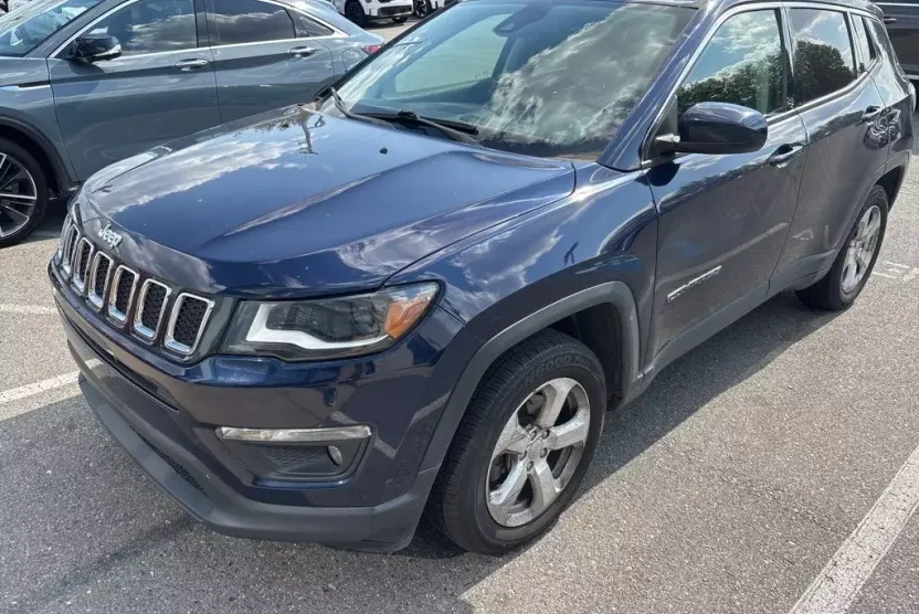 2018 Jeep Compass Latitude photo 1