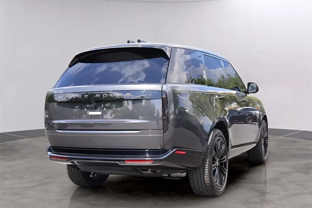 2024 Land Rover Range Rover Autobiography photo 1