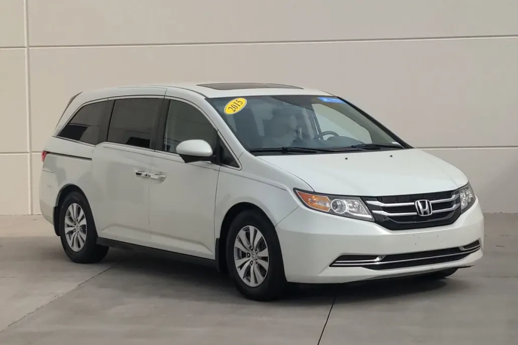 2015 Honda Odyssey EX-L photo 1