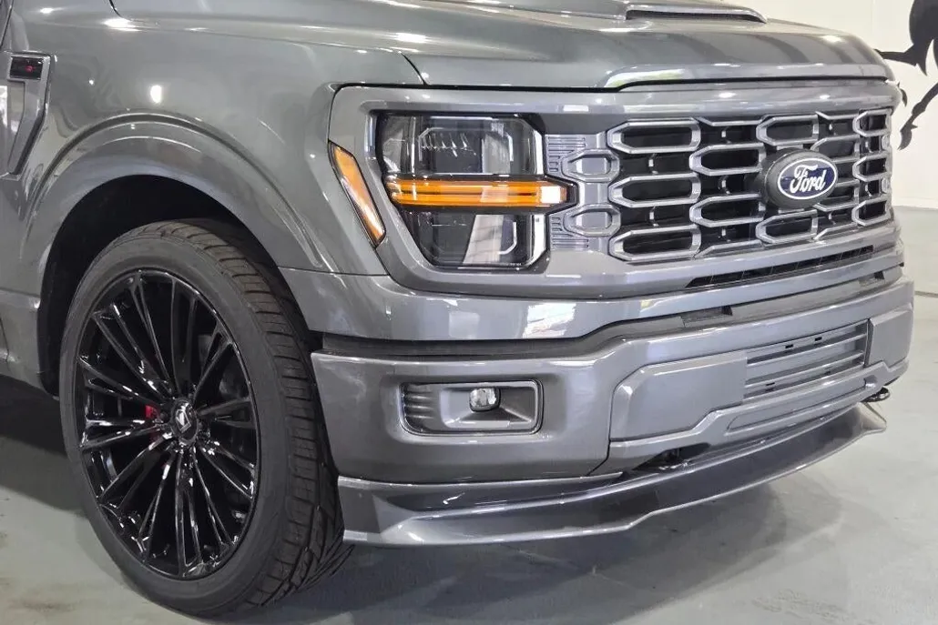 2025 Ford F-150 XL photo 1