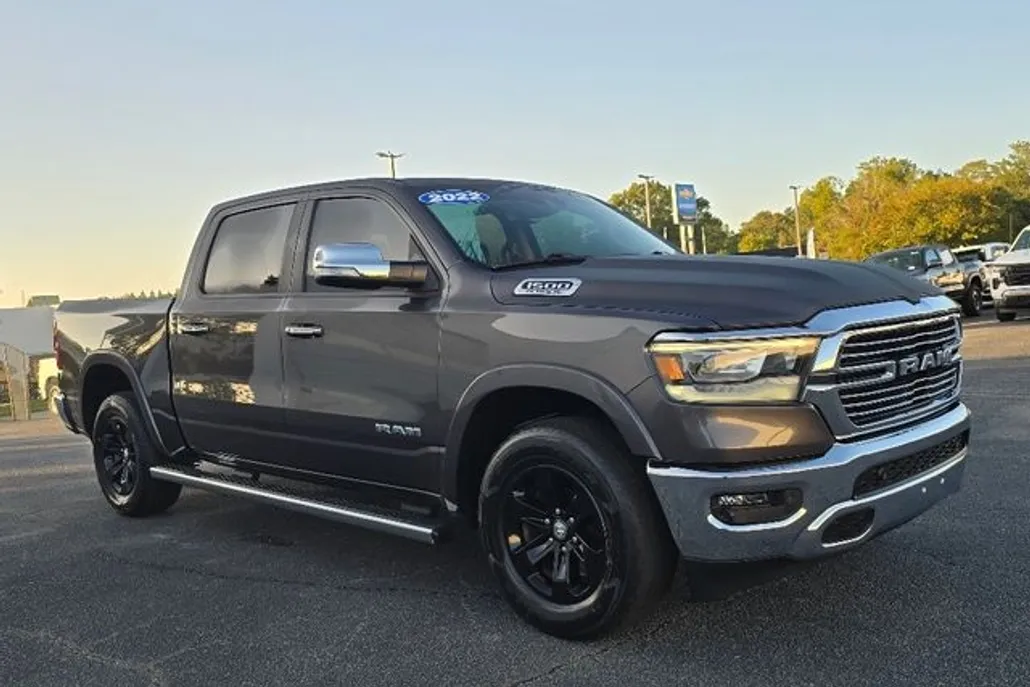 2022 Ram 1500 Laramie photo 1