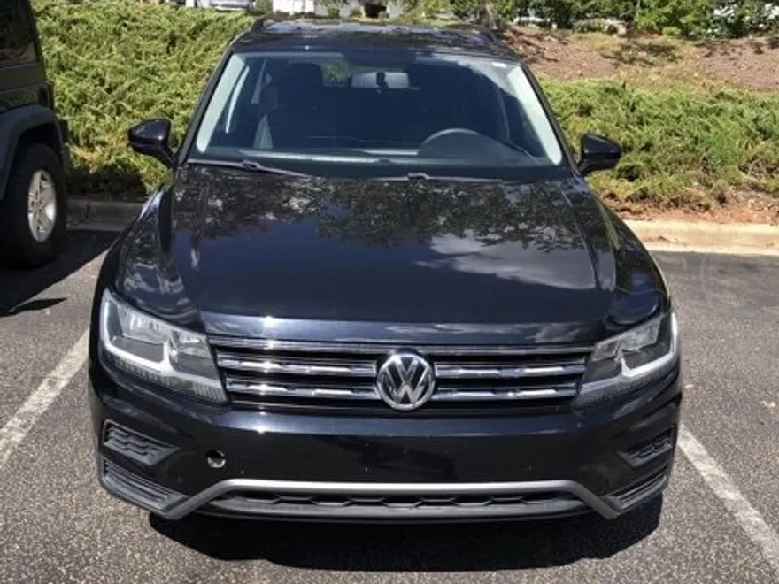 2018 Volkswagen Tiguan S photo 1