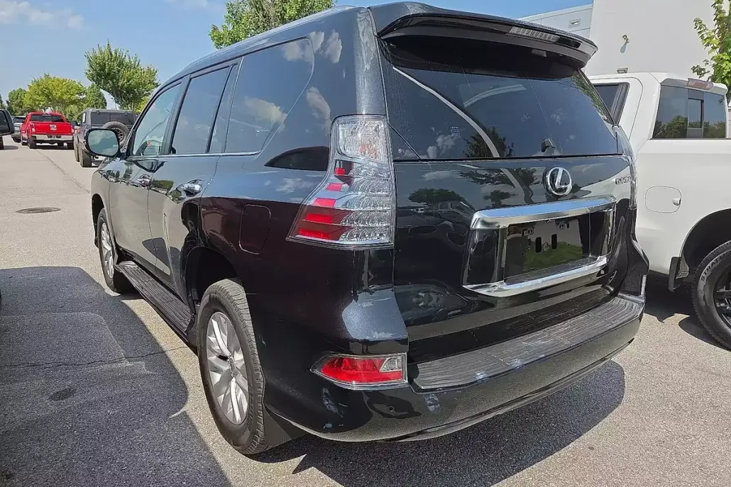 2023 Lexus GX 460 photo 1
