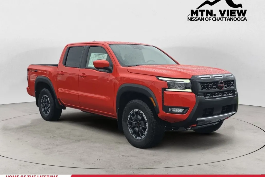 2025 Nissan Frontier PRO-4X photo 1