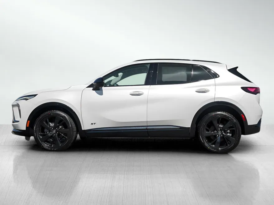 2025 Buick Envision Sport Touring photo 1