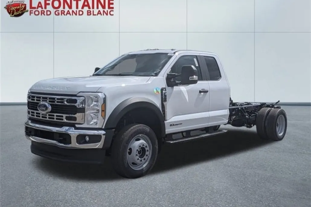2026 Ford F-550 photo 1