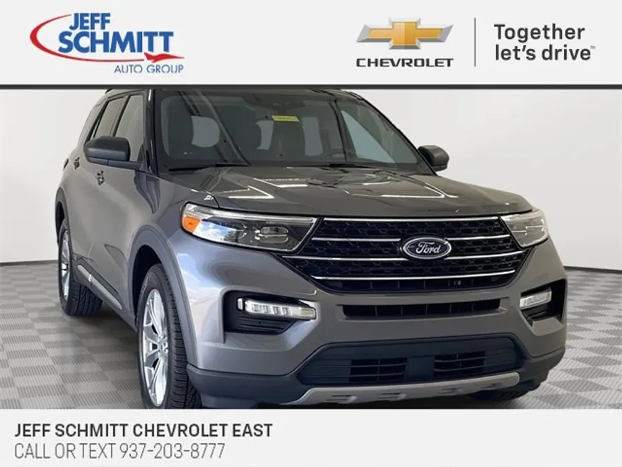 2021 Ford Explorer XLT photo 1