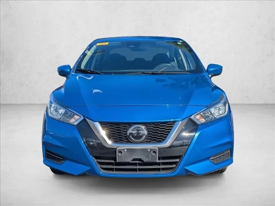 2021 Nissan Versa SV photo 1