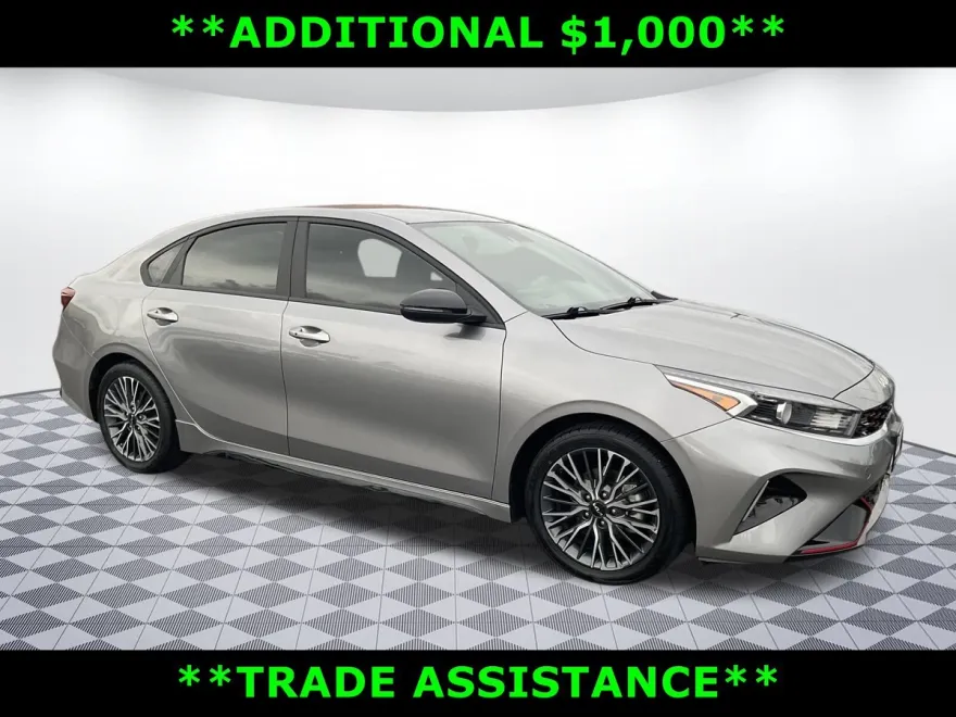 2023 Kia Forte GT-Line photo 1