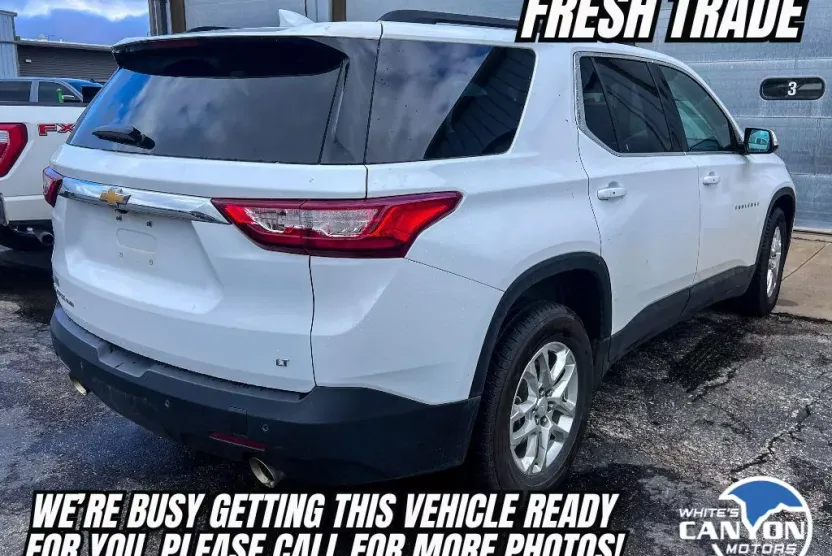 2020 Chevrolet Traverse Cloth photo 1