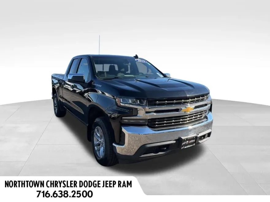 2019 Chevrolet Silverado 1500 LT photo 1