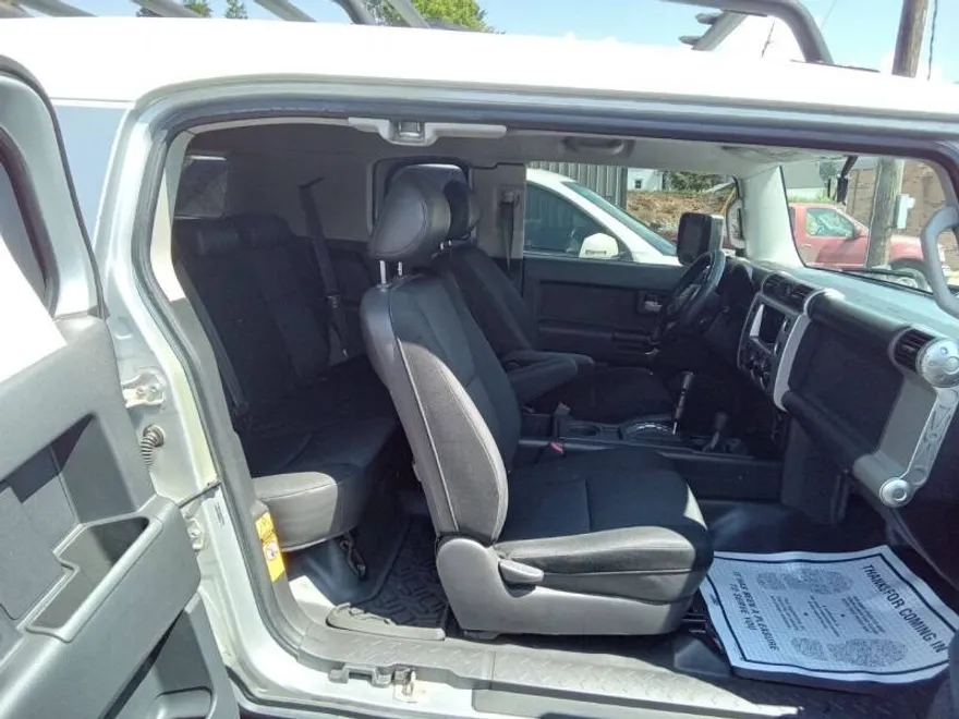 2007 Toyota FJ Cruiser Base photo 1