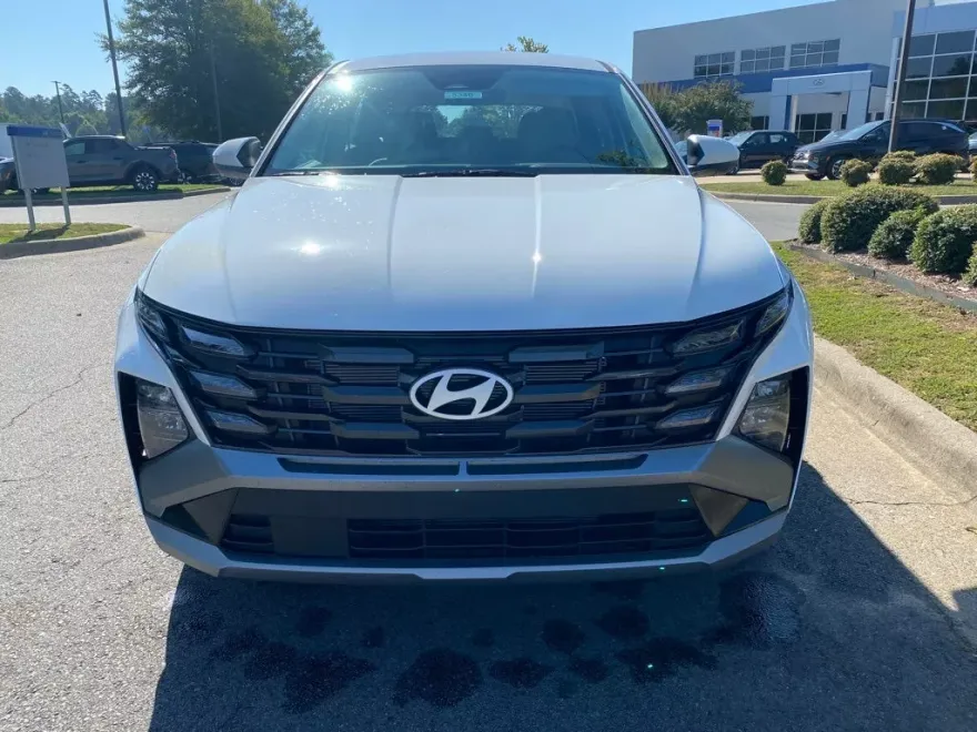 2026 Hyundai Tucson SE photo 1