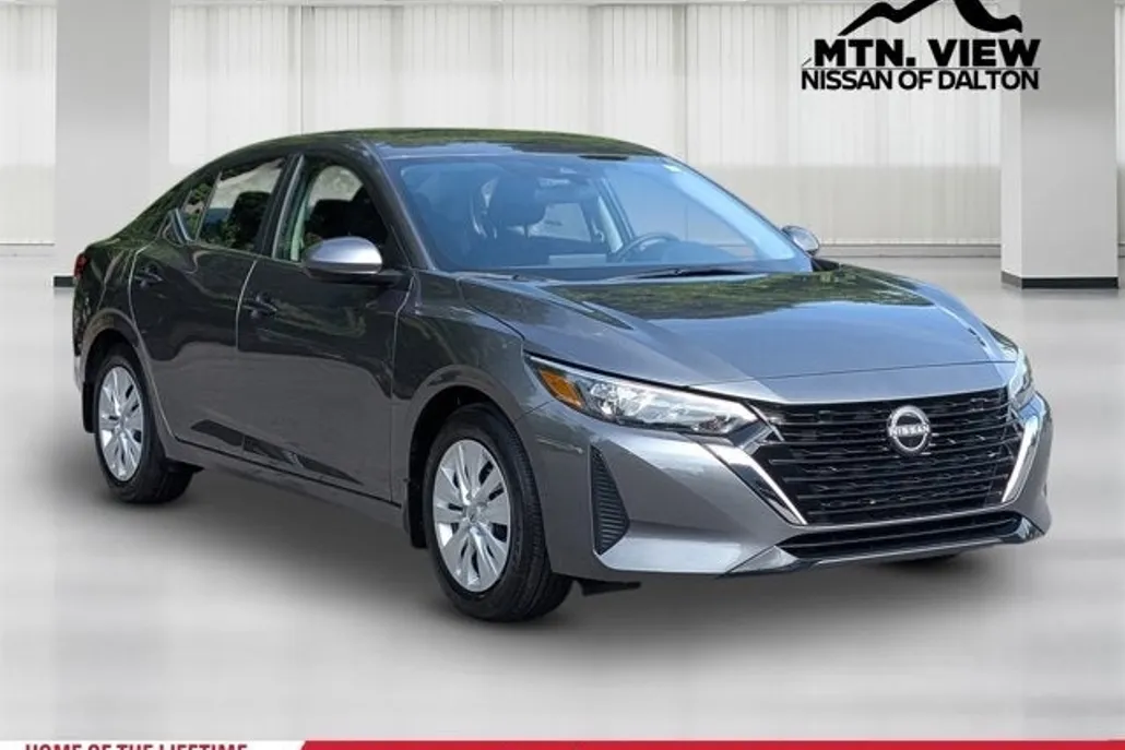 2025 Nissan Sentra S photo 1