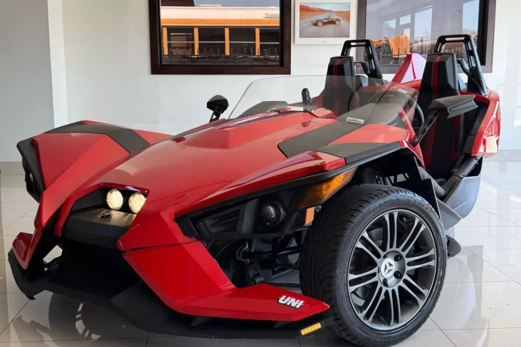 2016 Slingshot Slingshot Open Cab photo 1