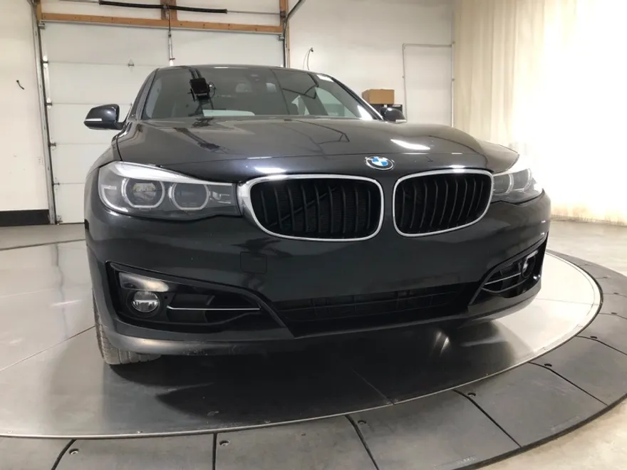 2018 Bmw 330i xDrive GT photo 2
